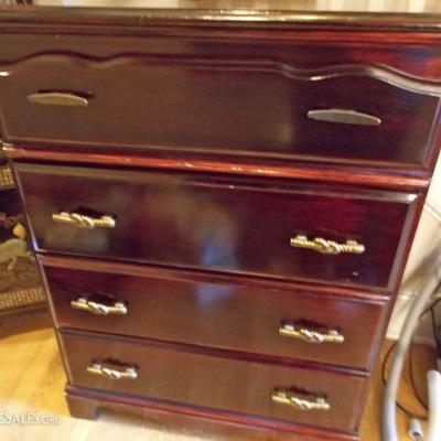 Chest of 4 drawers with nautical pulls $189
41 X 17 S 32