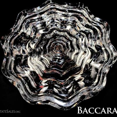Baccarat Crystal Center Piece. Measures, 2.25