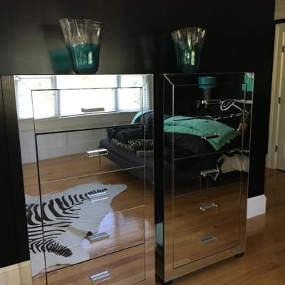 Mirrored 5-drawer bureaus