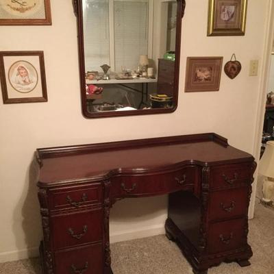 Vintage mahogany vanity and mirror