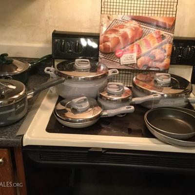 Signature T-fal cookware