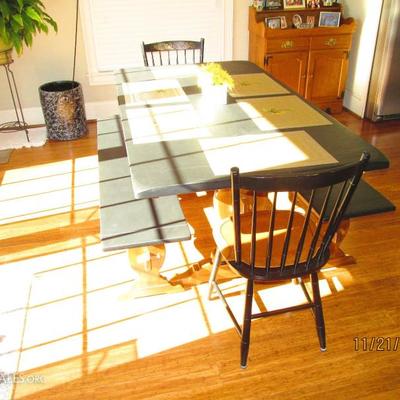 AMISH STYLE DINING ROOM PICNIC TABLE THAT HAS BEEN CHALK PAINTED, THIS TABLE IS IN VERY GOOD OVERALL CONDITION