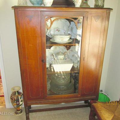 ANTIQUE GLASS DOOR CHINA HUTCH CABINET