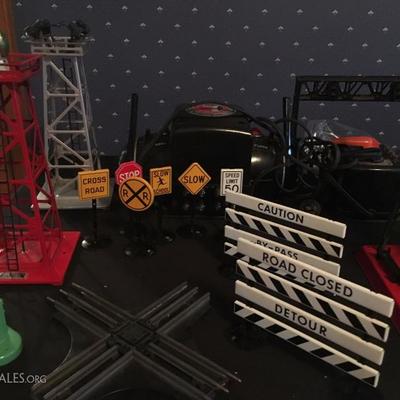 Lionel Train Signs, Towers and Transformers 