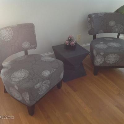 Pair of Upholstered Chairs - Black, gray, white flower design - 26