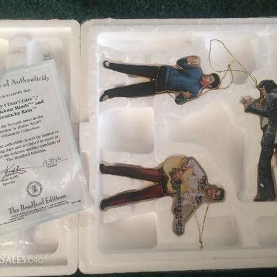 Elvis Presley Rockin' and Rollin' Christmas Ornaments with Swivel Hip Action