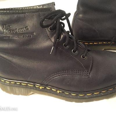 Dr. Martens Navy Slicker 6 Eyelet Boot - Men's 9 Ladies 10
