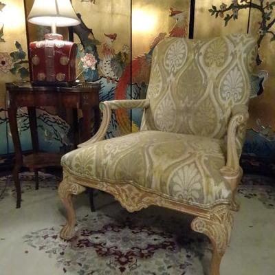LOUIS XV STYLE ARMCHAIR WITH LIGHT FINISH WOOD FRAME
