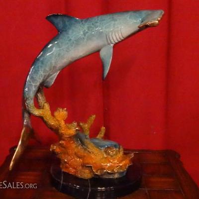 LARGE PATINATED BRONZE SCULPTURE, HAMMERHEAD SHARK ON MARBLE BASE