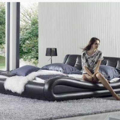 KING LEATHER WRAPPED BED BY IQ GERMANY