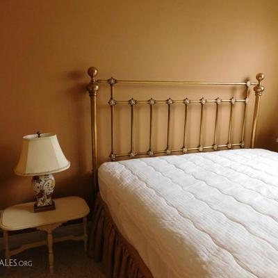 King size brass bed