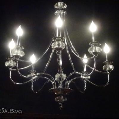 CHROME AND LUCITE CHANDELIER WITH 8 LIGHTS