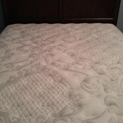 Queen Beauty Rest Bed & Box Spring - Star Furniture, like brand new! $1000.00