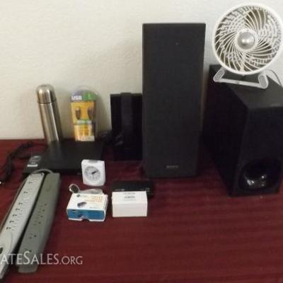 MMM091 Awesome Electronics Lot - Sony Speaker, Microphone & More