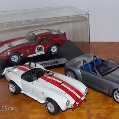 MMM099 Shelby Cobra Collectible Diecast Cars - Ertl, AutoArt & More