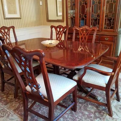 Thomasville dining room with table, six chairs and breakfront