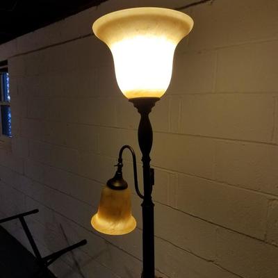 Two-light floor lamp
