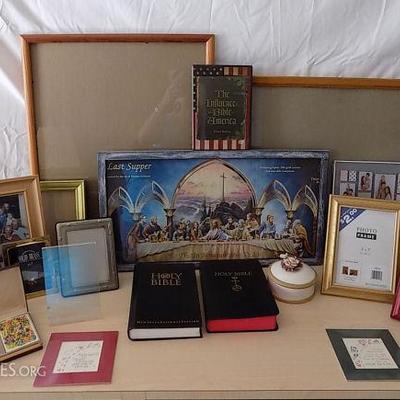 WHT018 Last Supper Print, Frames, Bibles and More
