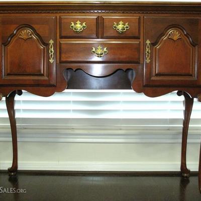Lexington Furniture Cherry Server Raised on Cabriole Legs, 2 center drawers flanked by single door cabinet on each side. 