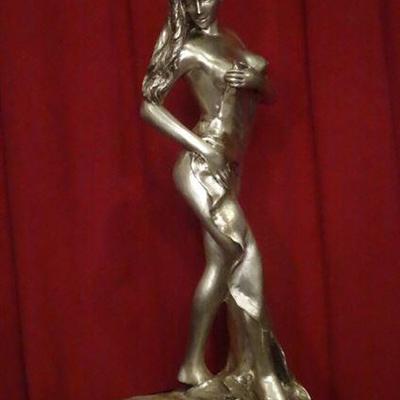 SILVER PATINA BRONZE SCULTPURE, FEMALE NUDE ON MARBLE BASE