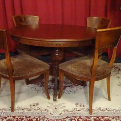 5 PIECE HARRIS MARCUS REGENCY STYLE DINING TABLE WITH 4 CHEETAH PRINT UPHOLSTERED CHAIRS