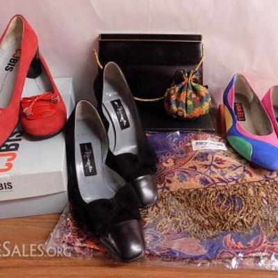WPM070 Pashmina Shawl, Designer Shoes & More
