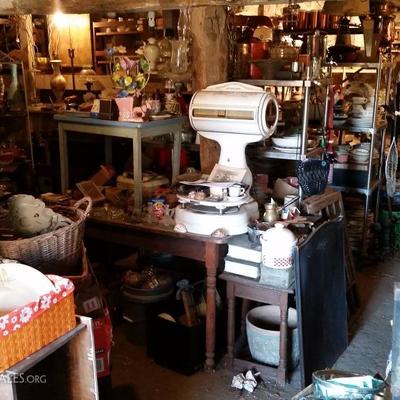Estate sale photo