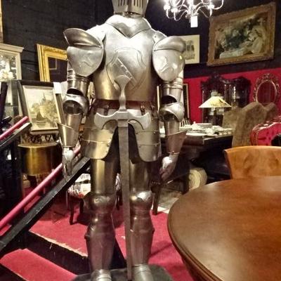 LIFE SIZE SUIT OF ARMOR REPLICA