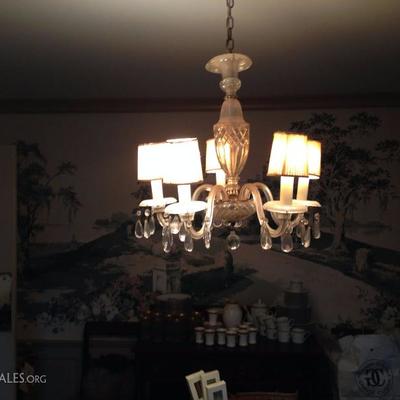 Chandelier in dining room (remove after sale)