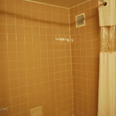 Room 401