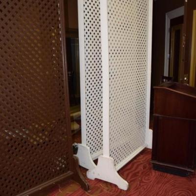 Divider Screens
