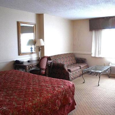 Room 915