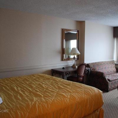 Room 819