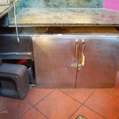 Low boy refrigerator