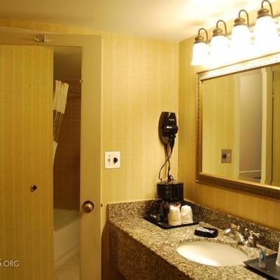 Room 817