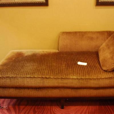 Chaise lounge