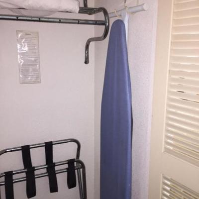 Contents Room 302