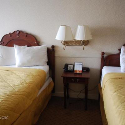 Room 909