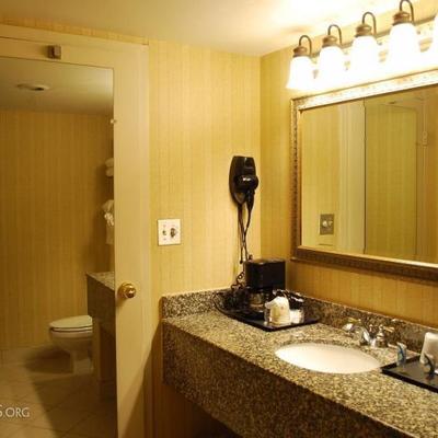 Room 823