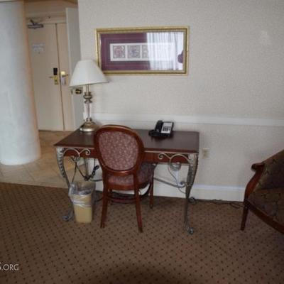 Suite 418