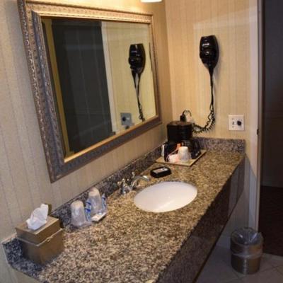 Room 422