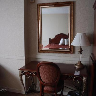 Room 402