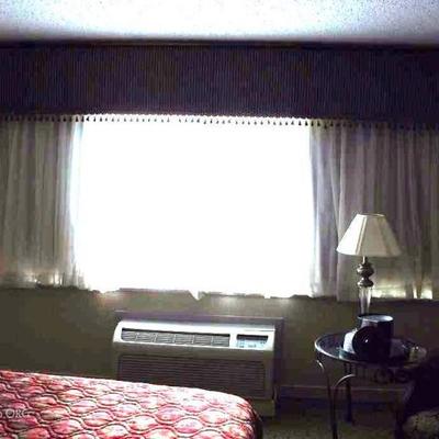 Room 402