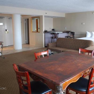 Executive Suite 903