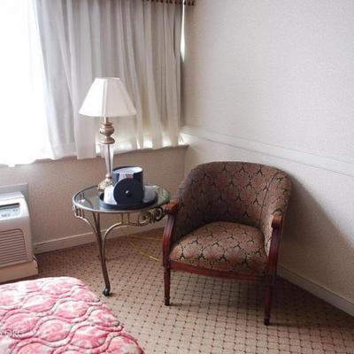 Room 402