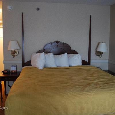 Room 819