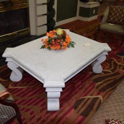 Cocktail table