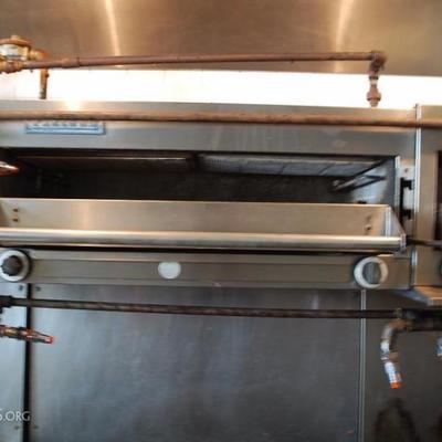 Restaurant fixtures