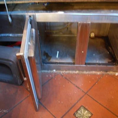 Low boy refrigerator