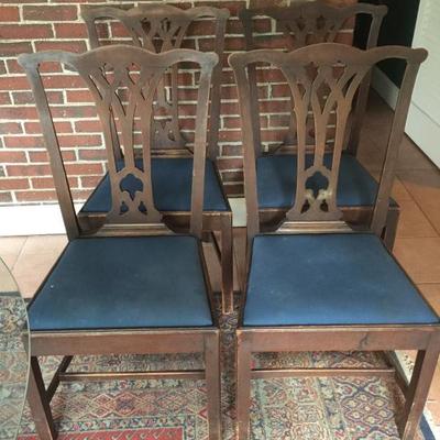 Set of 4. American Chairs
